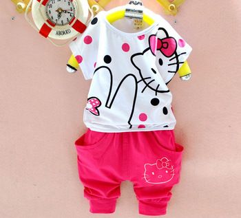 Conjunto 2 pçs Hello Kitty - Blusa + Bermuda